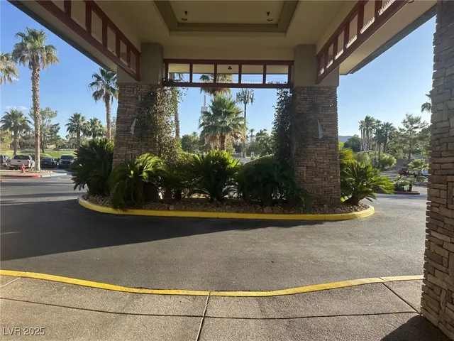 $2,950 | 141 Cliff Valley Drive, Las Vegas, NV 89148