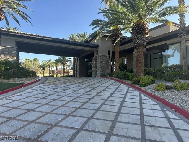 $2,950 | 141 Cliff Valley Drive, Las Vegas, NV 89148