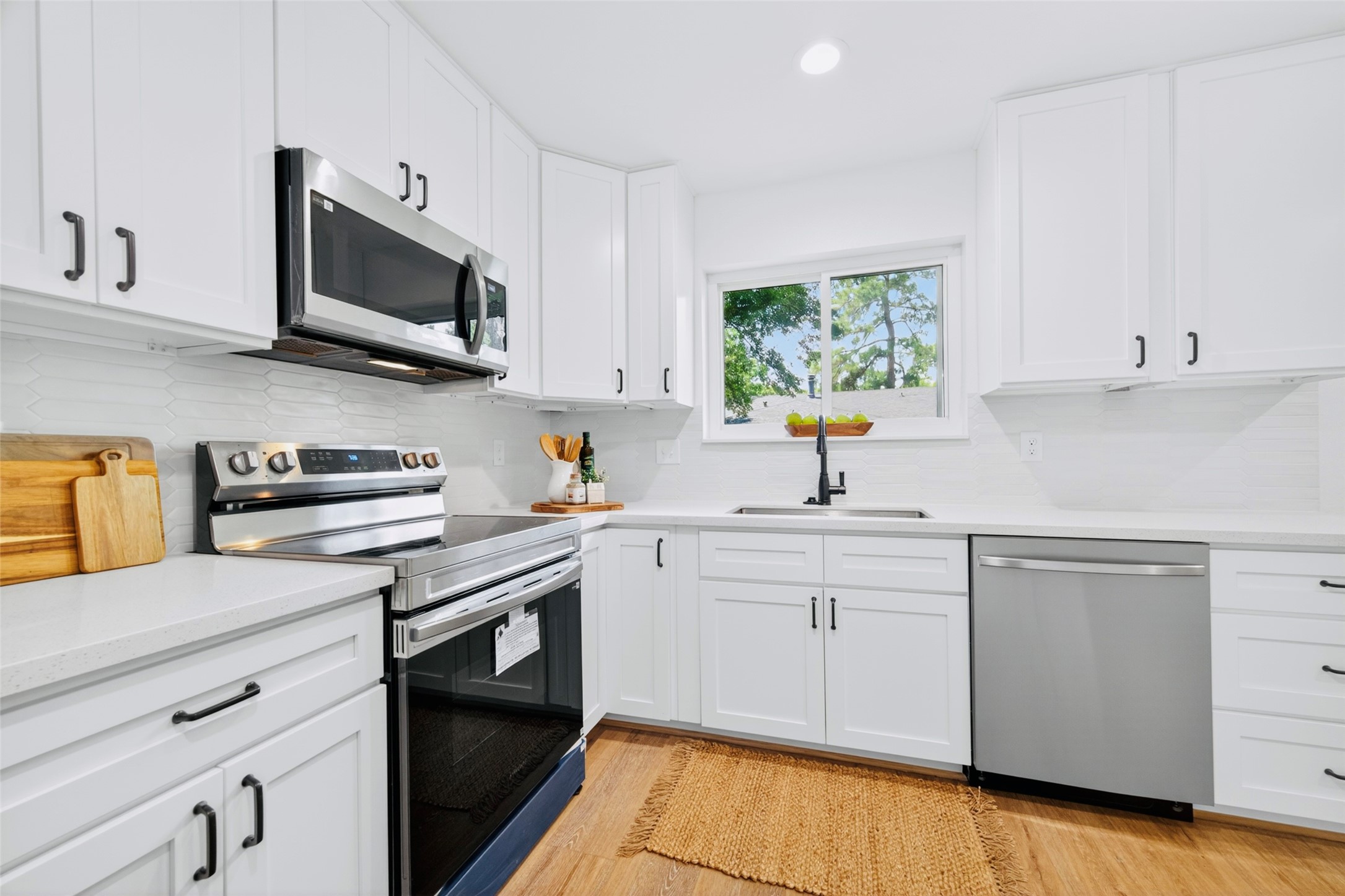 4302 Hickorygate Drive Spring, TX 77373 - Photo 5 of 23 You will enjoy cooking in your new sleek kitchen