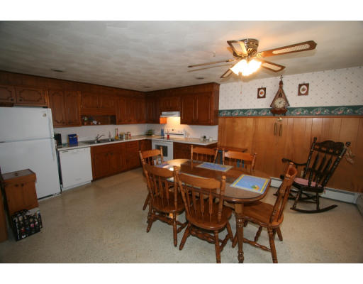106 Massasoit Road Worcester, MA 01604 - Photo 3 of 5 Gallery Image 3