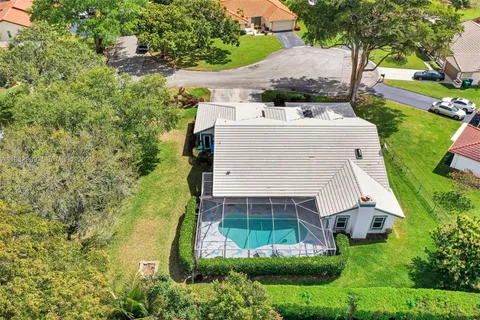 $840,000 | 106 Southwest 85th Terrace, Coral Springs, FL 33071