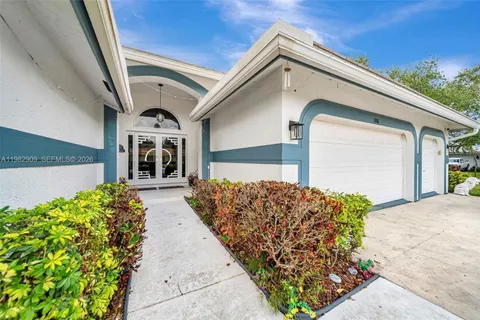 $840,000 | 106 Southwest 85th Terrace, Coral Springs, FL 33071