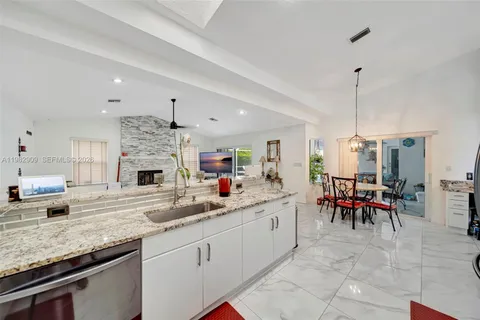 $840,000 | 106 Southwest 85th Terrace, Coral Springs, FL 33071