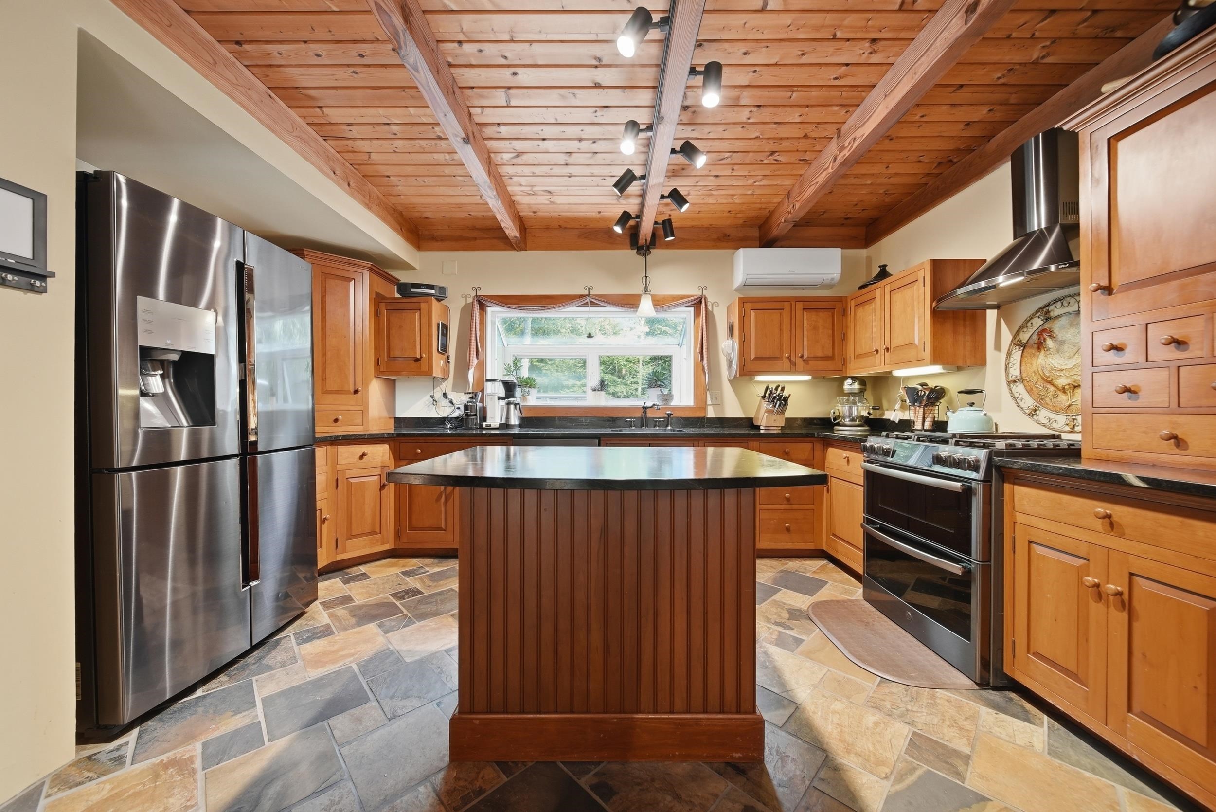 42 Highfields Road Wilton, NH 03086 - Photo 11 of 59 Gallery Image 11