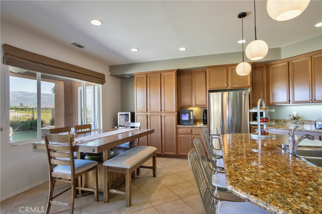 84692 Pavone Way Indio, CA 92203 - Photo 14 of 70 Eat in breakfast area or dining
