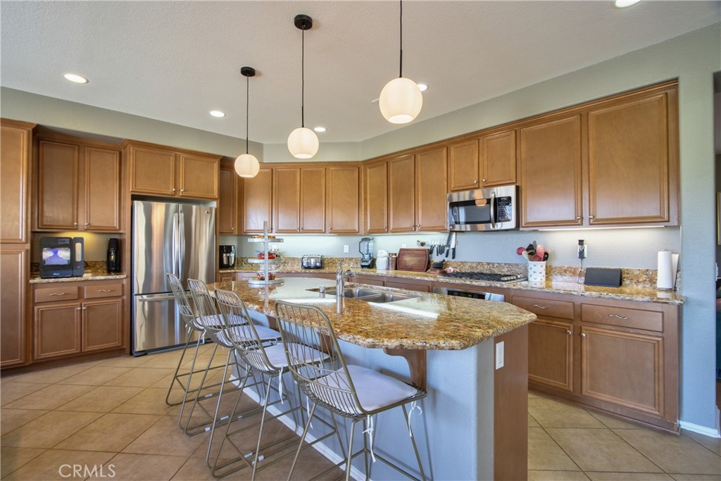 84692 Pavone Way Indio, CA 92203 - Photo 9 of 70 Kitchen
