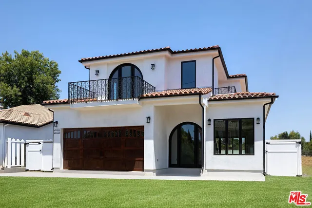 $1,795,000 | 20329 Stagg Street, Winnetka, CA 91306