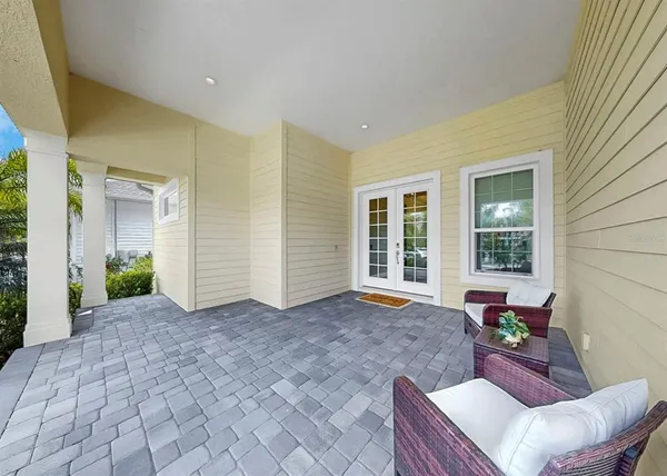 $975,000 | 708 Manns Harbor Drive, Apollo Beach, FL 33572