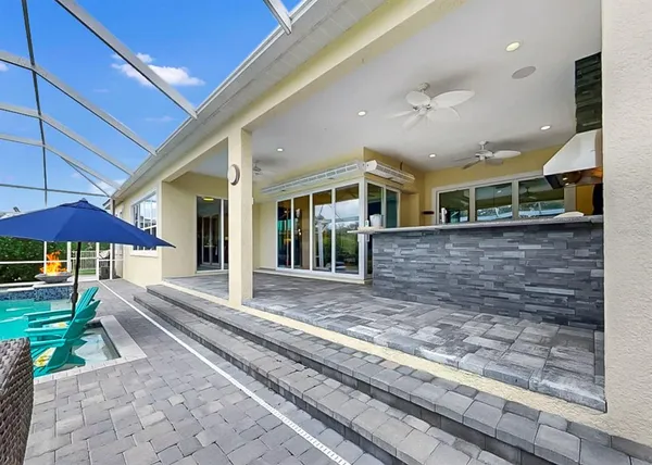 $975,000 | 708 Manns Harbor Drive, Apollo Beach, FL 33572