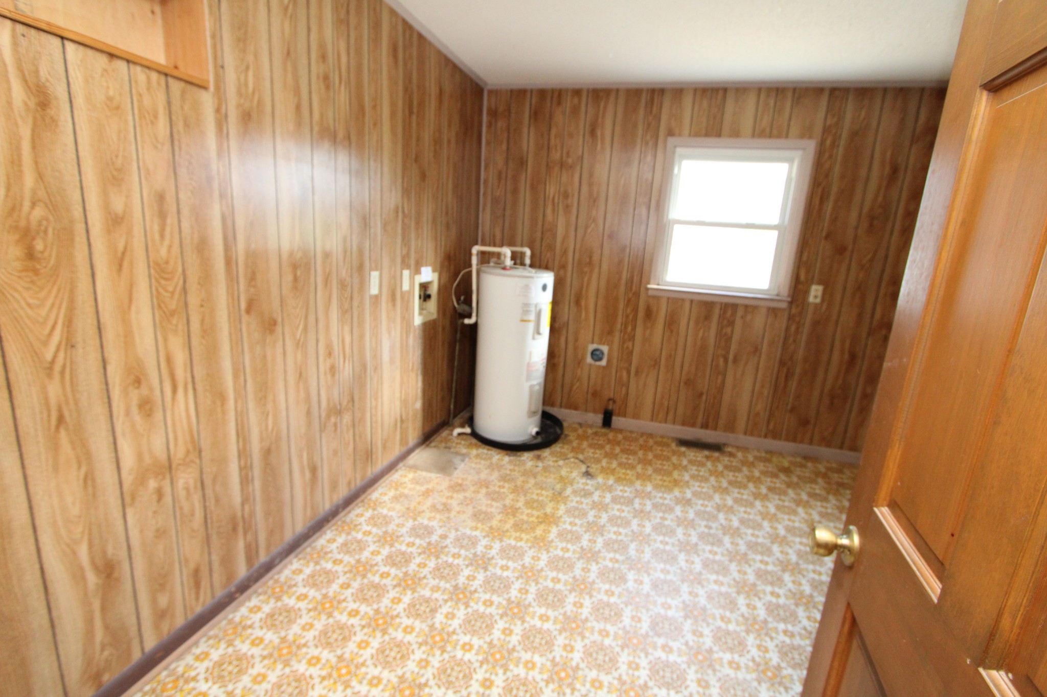 680 Oak Grove Road Goodspring, TN 38460 - Photo 22 of 25 a view of a small space with wooden door