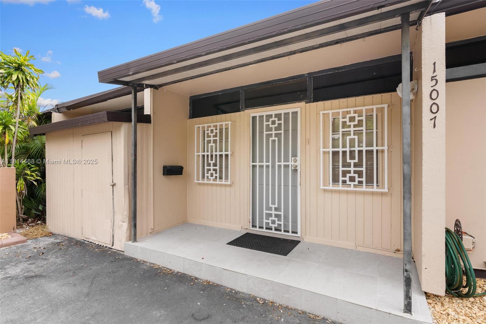 15007 Coconut Court Miami Lakes, FL 33014 - Photo 4 of 27 a view of front door