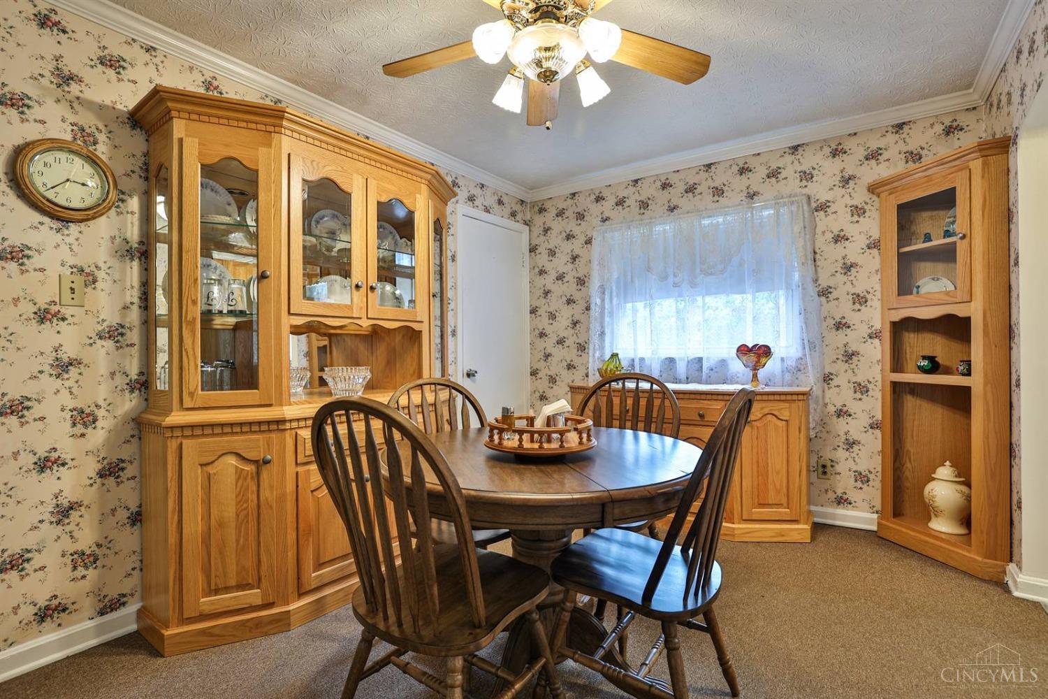 5346 Belclare Road Cincinnati, OH 45247 - Photo 7 of 38