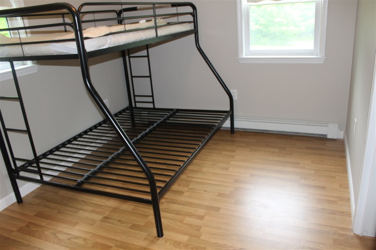 474 Oak Hill Road Northfield, NH 03276 - Photo 6 of 12 Gallery Image 6