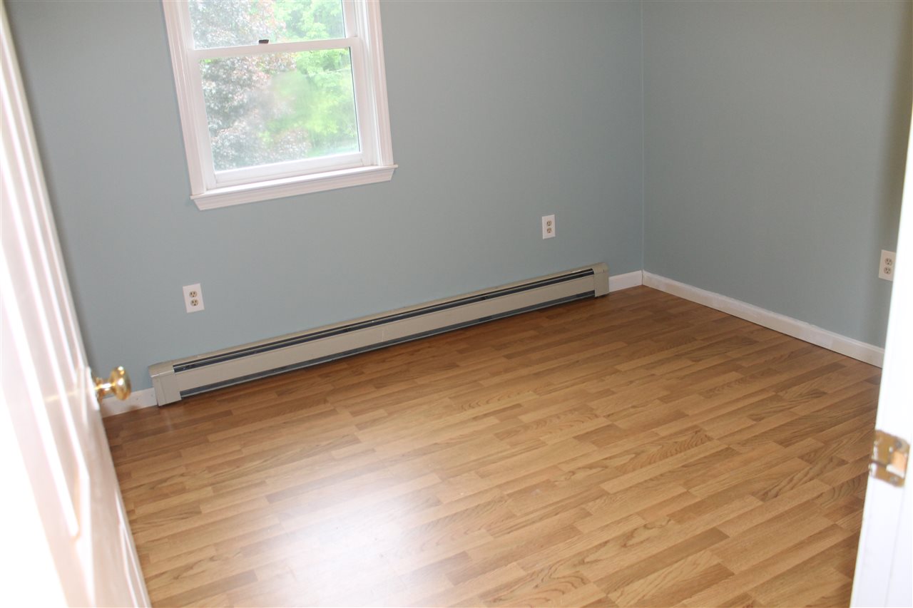 474 Oak Hill Road Northfield, NH 03276 - Photo 8 of 12 Gallery Image 8