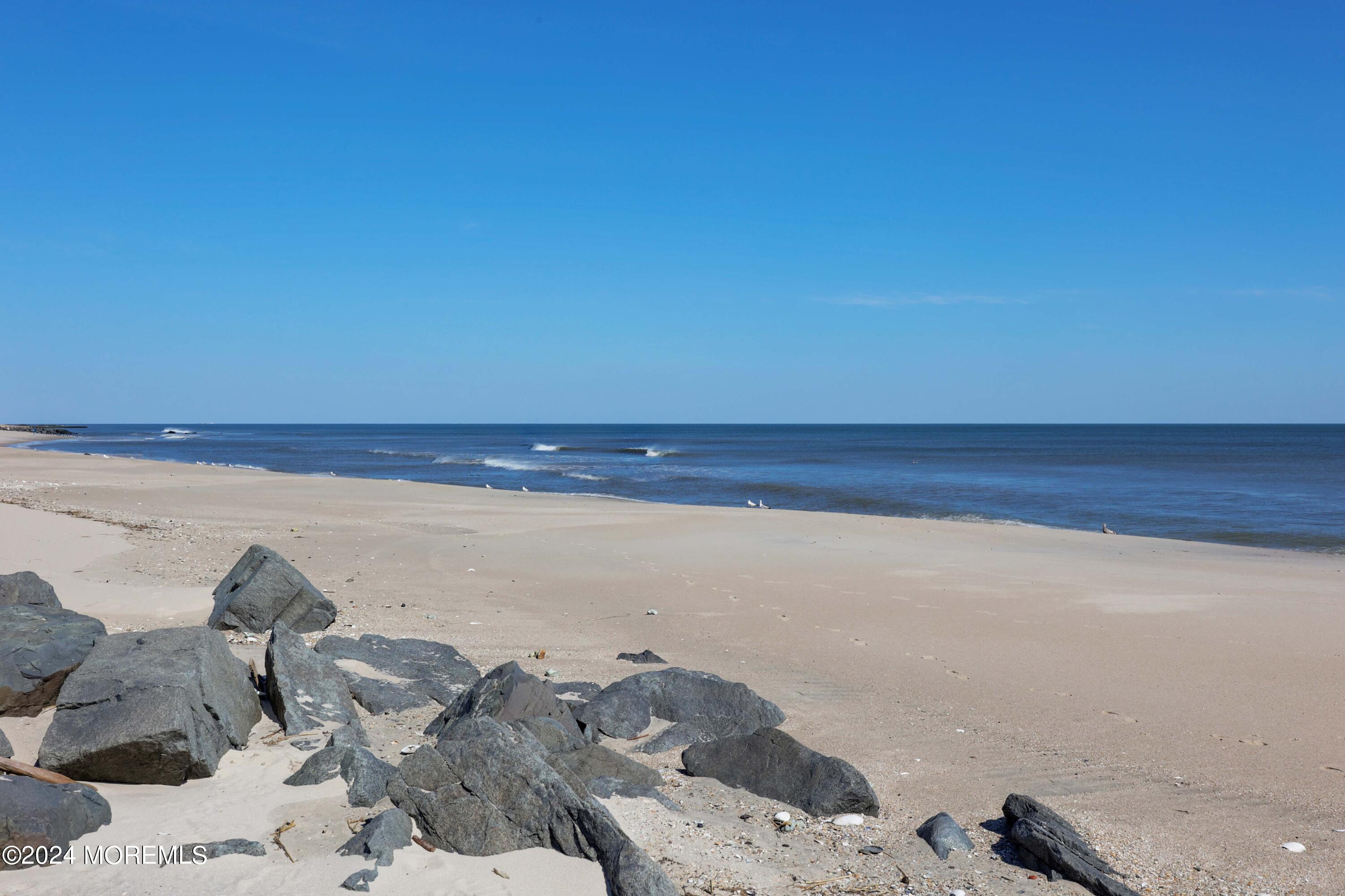 675 Ocean Avenue, Unit 9C Long Branch, NJ 07740 - Photo 49 of 54 24b