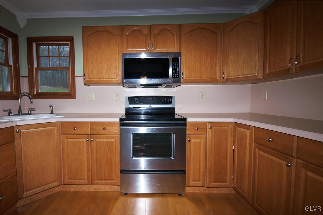 520 Walker Road Macungie, PA 18062 - Photo 5 of 21 Gallery Image 5