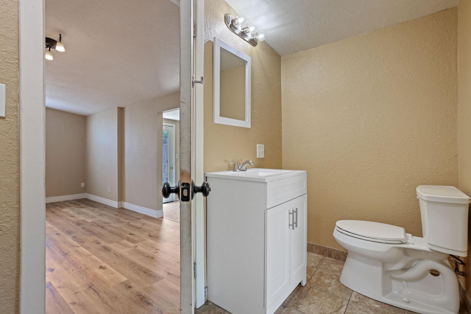 710 West Turner Road Lodi, CA 95240 - Photo 31 of 43 Gallery Image 31