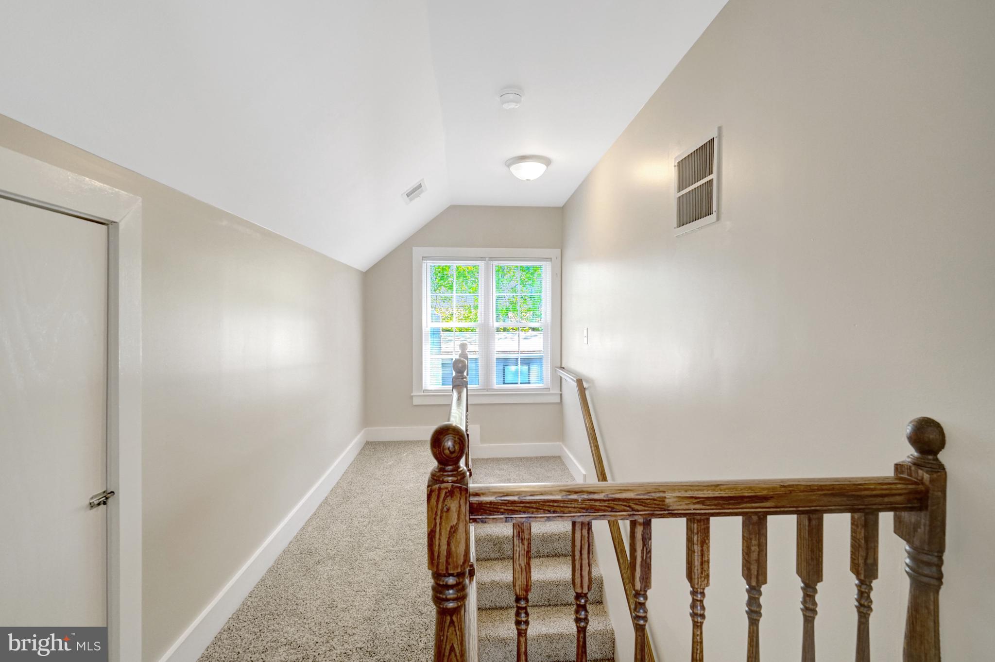 3107 Memorial Street Alexandria, VA 22306 - Photo 23 of 45 Primary suite enjoys its own level!