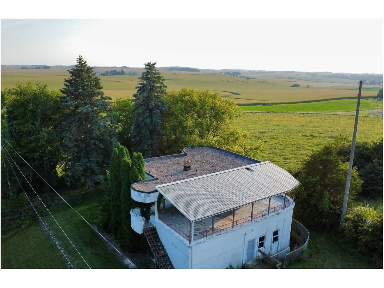N2349 Wibu Road Poynette, WI 53955 - Photo 2 of 11