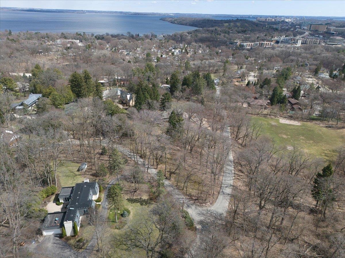 1003 Hillside Avenue Madison, WI 53705 - Photo 12 of 13