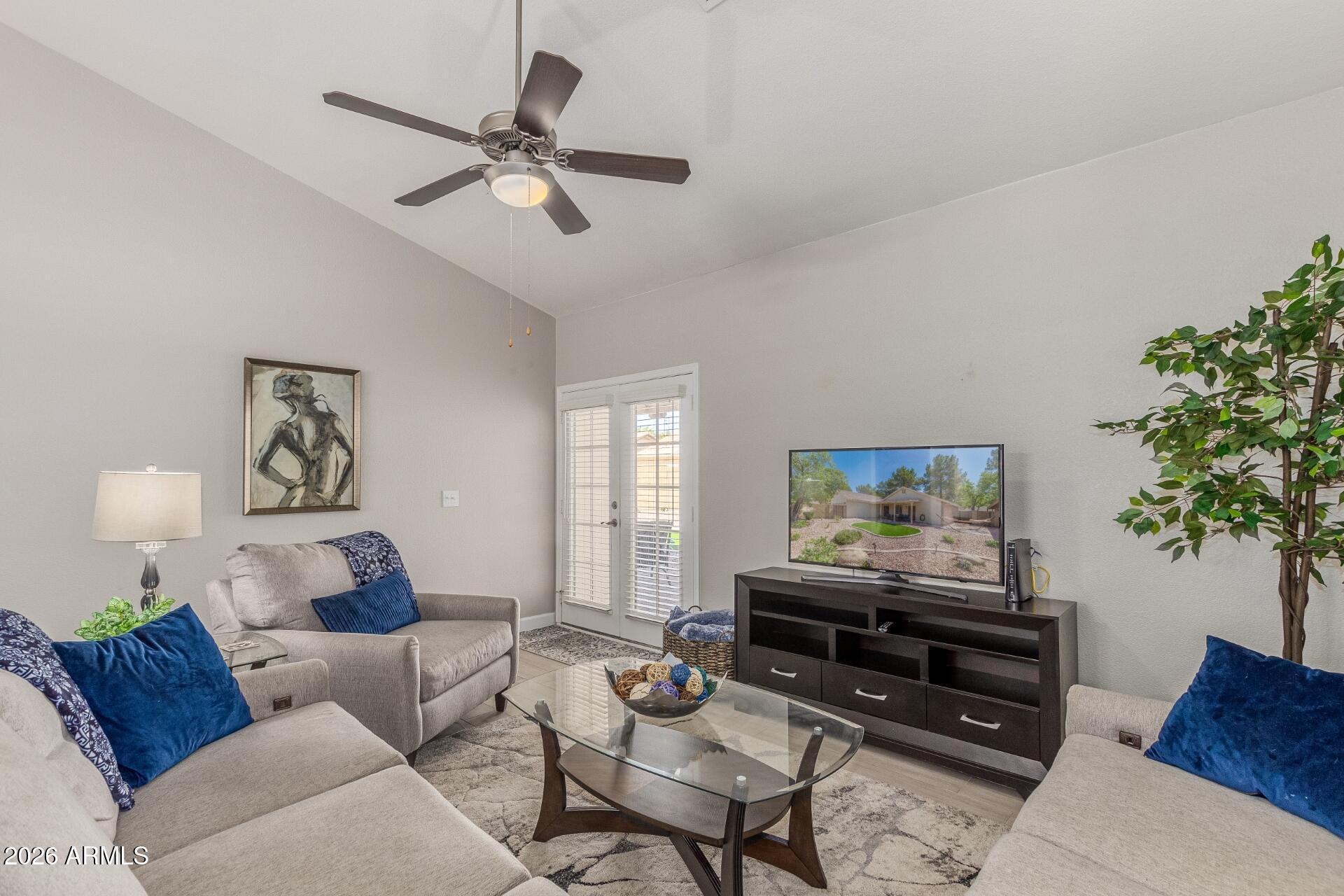 868 East Page Street Gilbert, AZ 85234 - Photo 4 of 22 Living Area