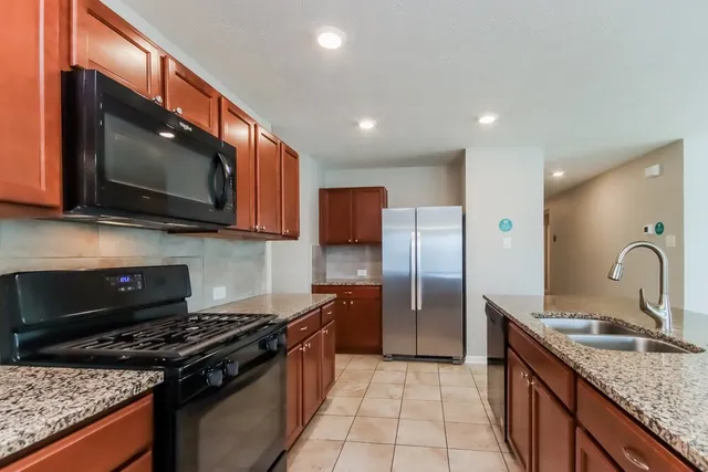 $2,025 | 20132 Langwell Drive, Porter, TX 77365