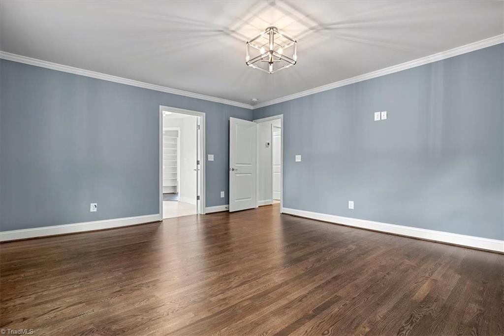 1103 Dover Road Greensboro, NC 27408 - Photo 16 of 41