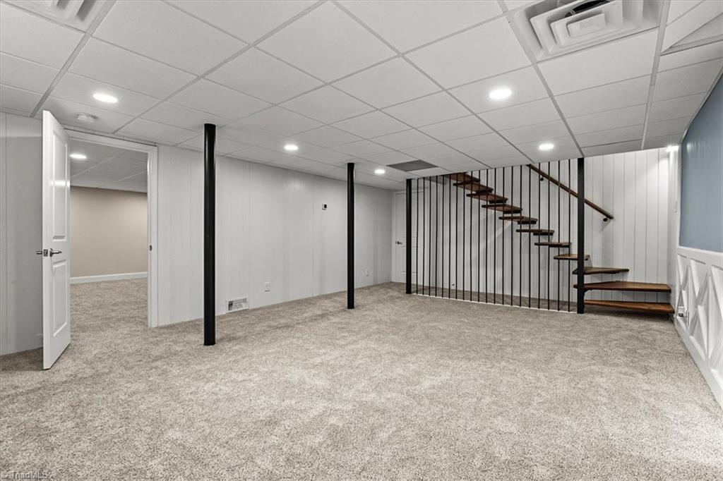 1103 Dover Road Greensboro, NC 27408 - Photo 34 of 41