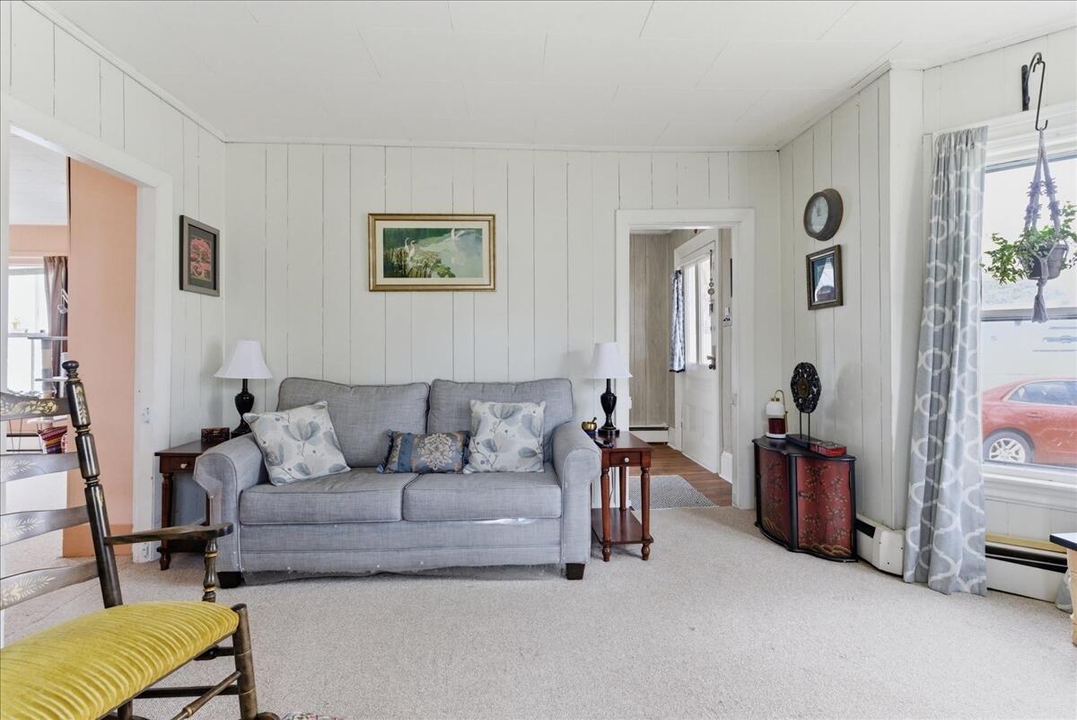 11 Elmwood Road Auburn, ME 04210 - Photo 7 of 44 Living room