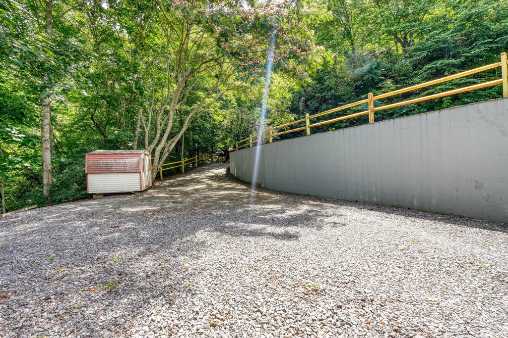 2228 Walls Mount Road Hiawassee, GA 30546 - Photo 46 of 53