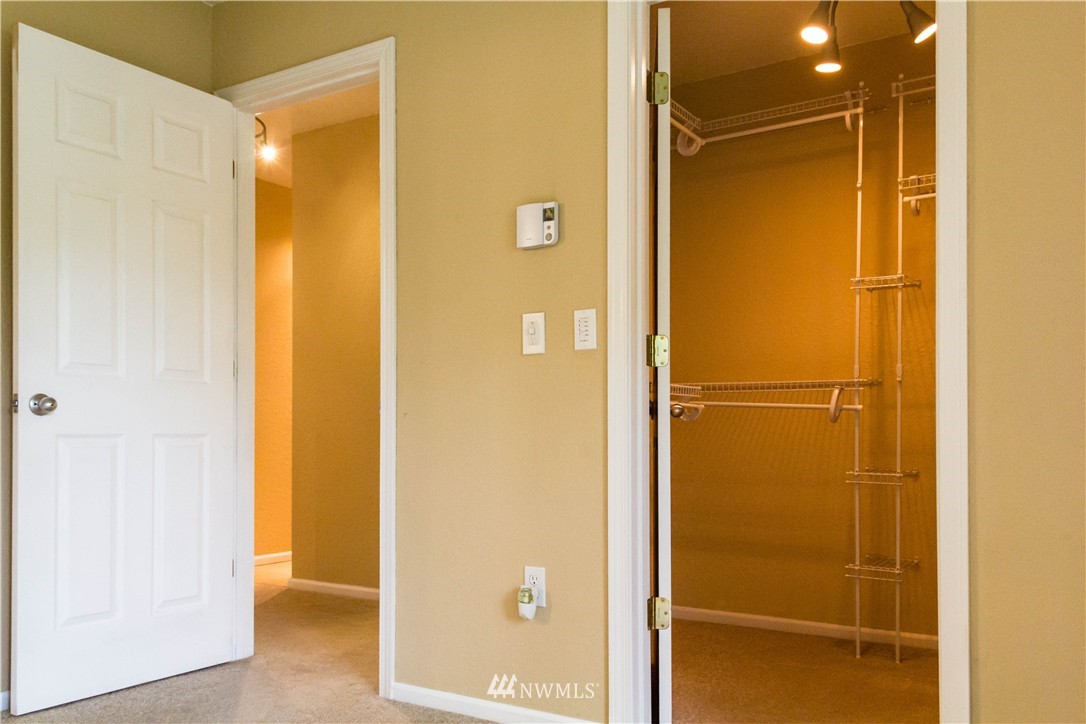 13626 Northeast 7th Street, Unit F10 Bellevue, WA 98005 - Photo 11 of 17