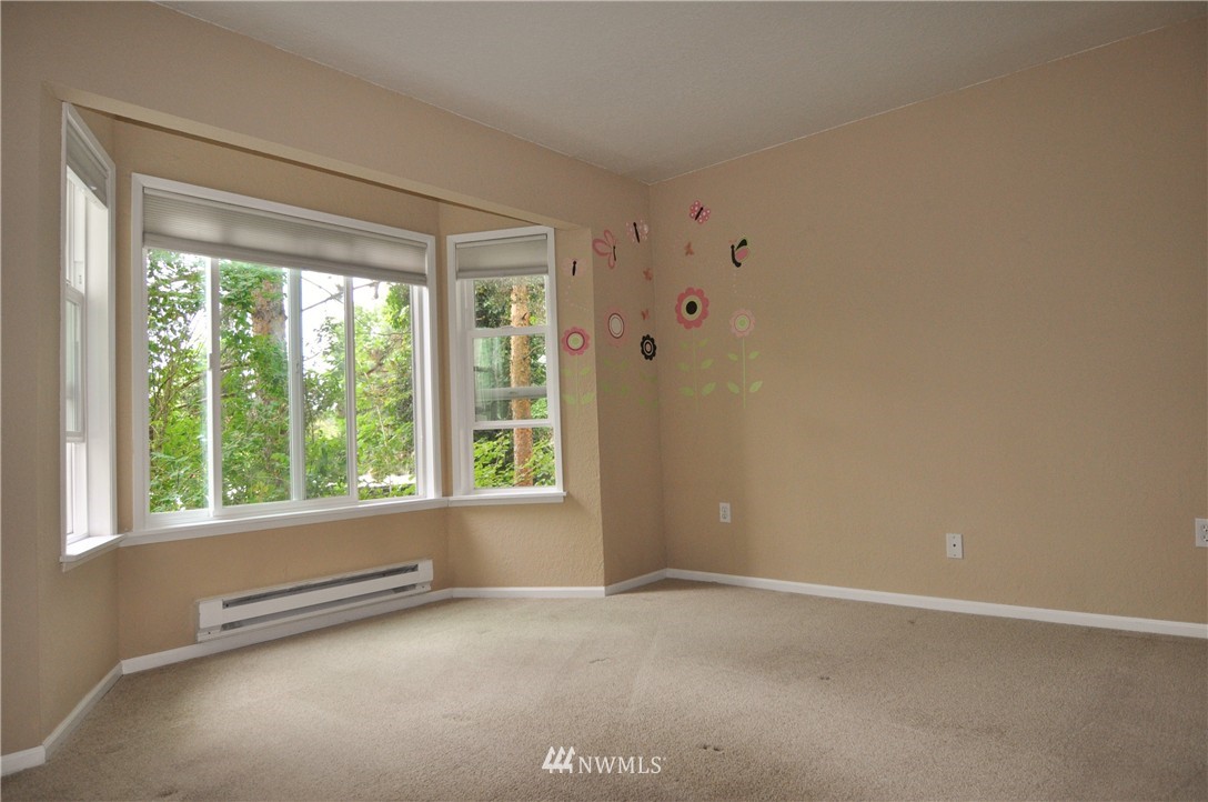 13626 Northeast 7th Street, Unit F10 Bellevue, WA 98005 - Photo 10 of 17