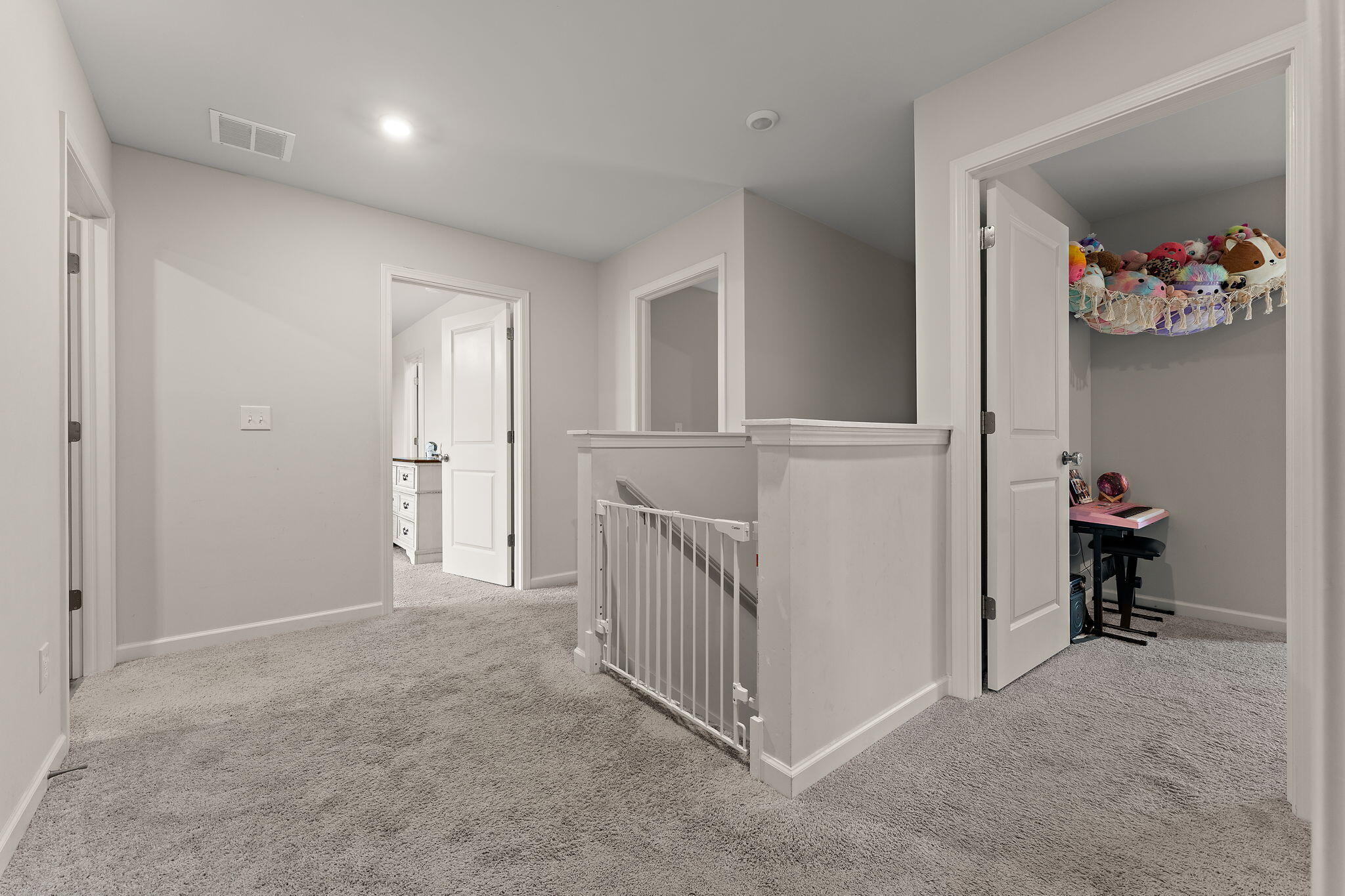 711 Bryce Road Kingsford Heights, IN 46346 - Photo 14 of 28 2048x1365