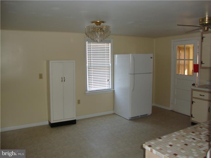 87 Mitscher Road Dover, DE 19901 - Photo 5 of 19 Kitchen