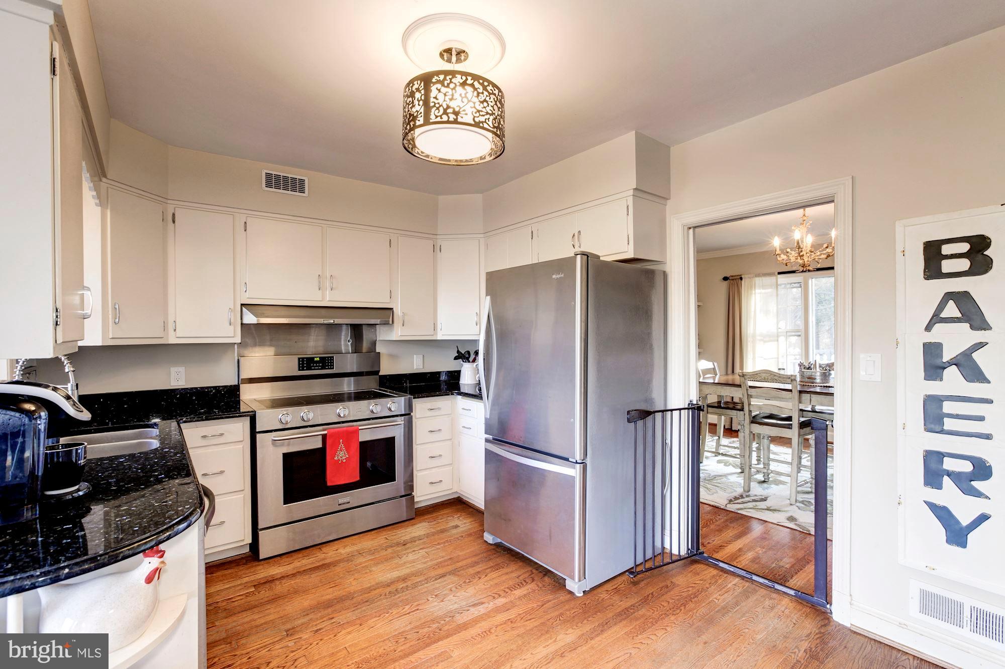 12719 River Road Potomac, MD 20854 - Photo 14 of 85