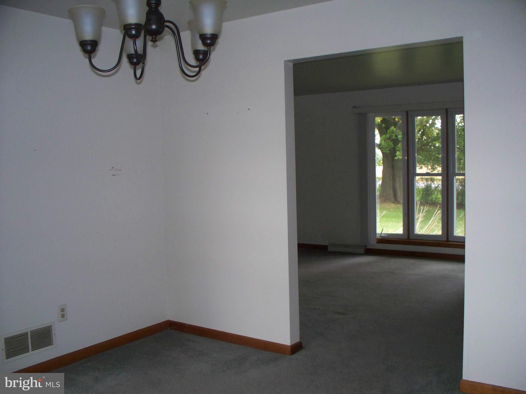 2817 Hampstead Road Hampstead, MD 21074 - Photo 15 of 30 Dining Room