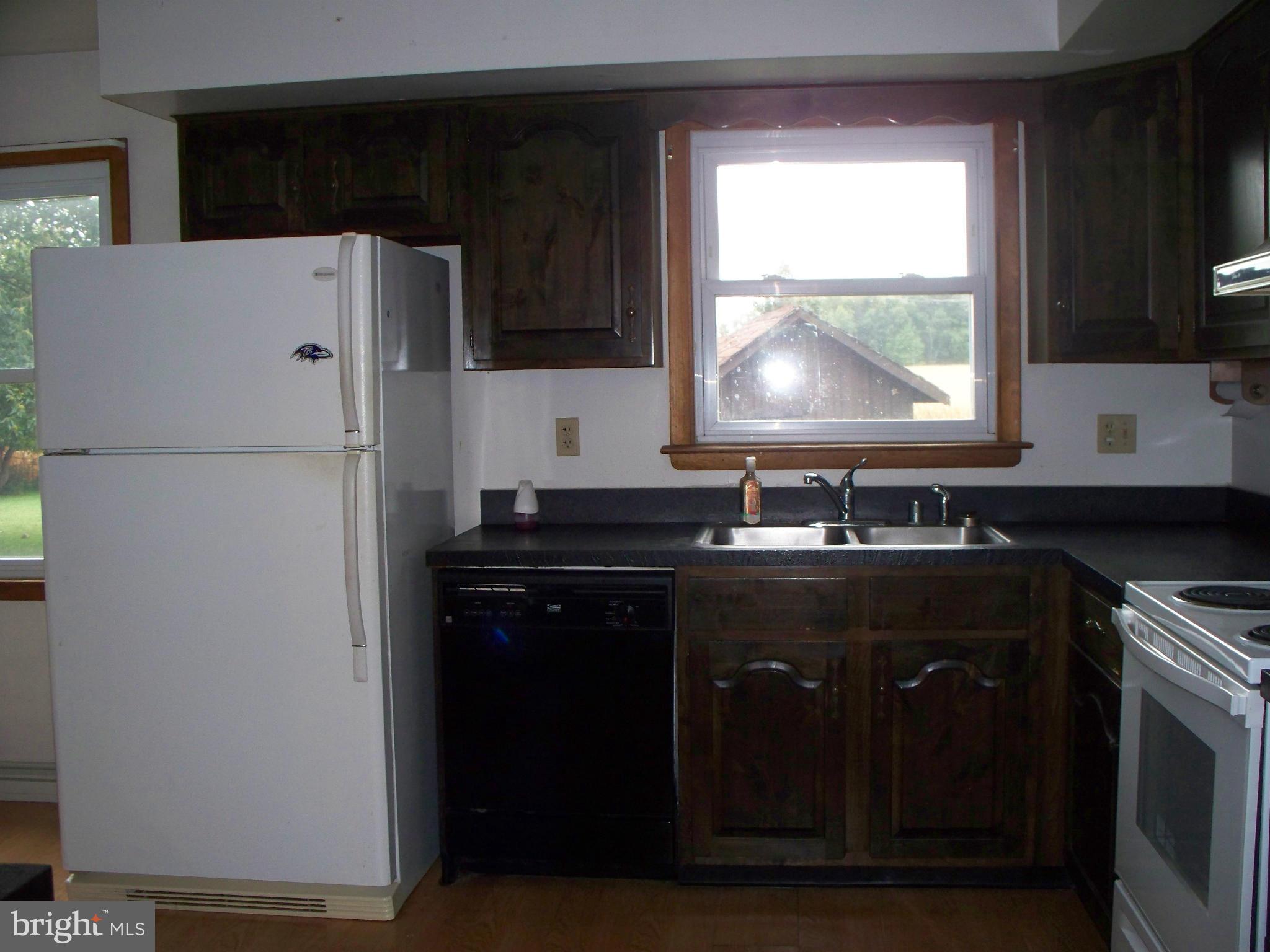 2817 Hampstead Road Hampstead, MD 21074 - Photo 19 of 30 Kitchen