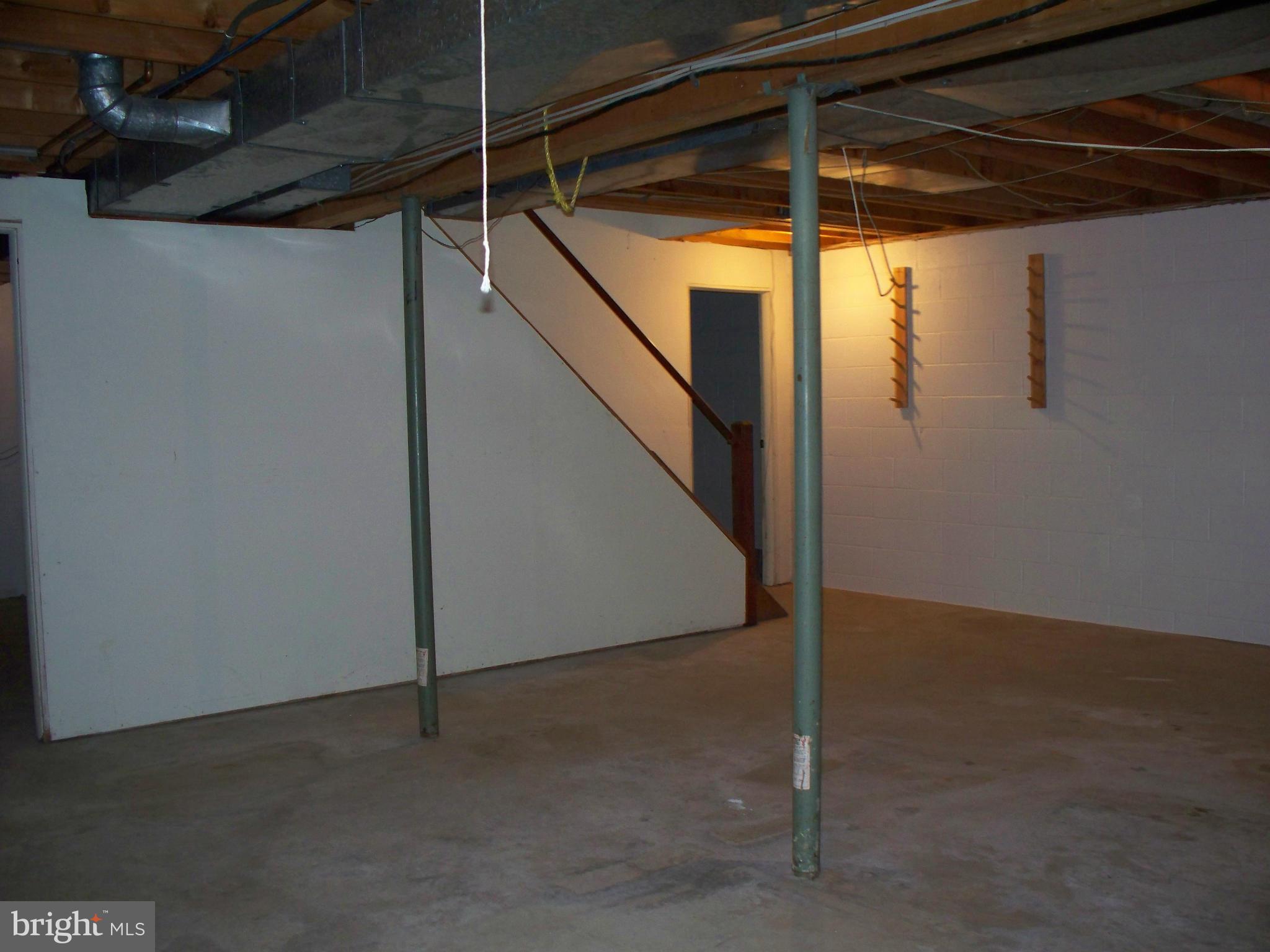 2817 Hampstead Road Hampstead, MD 21074 - Photo 28 of 30 Basement