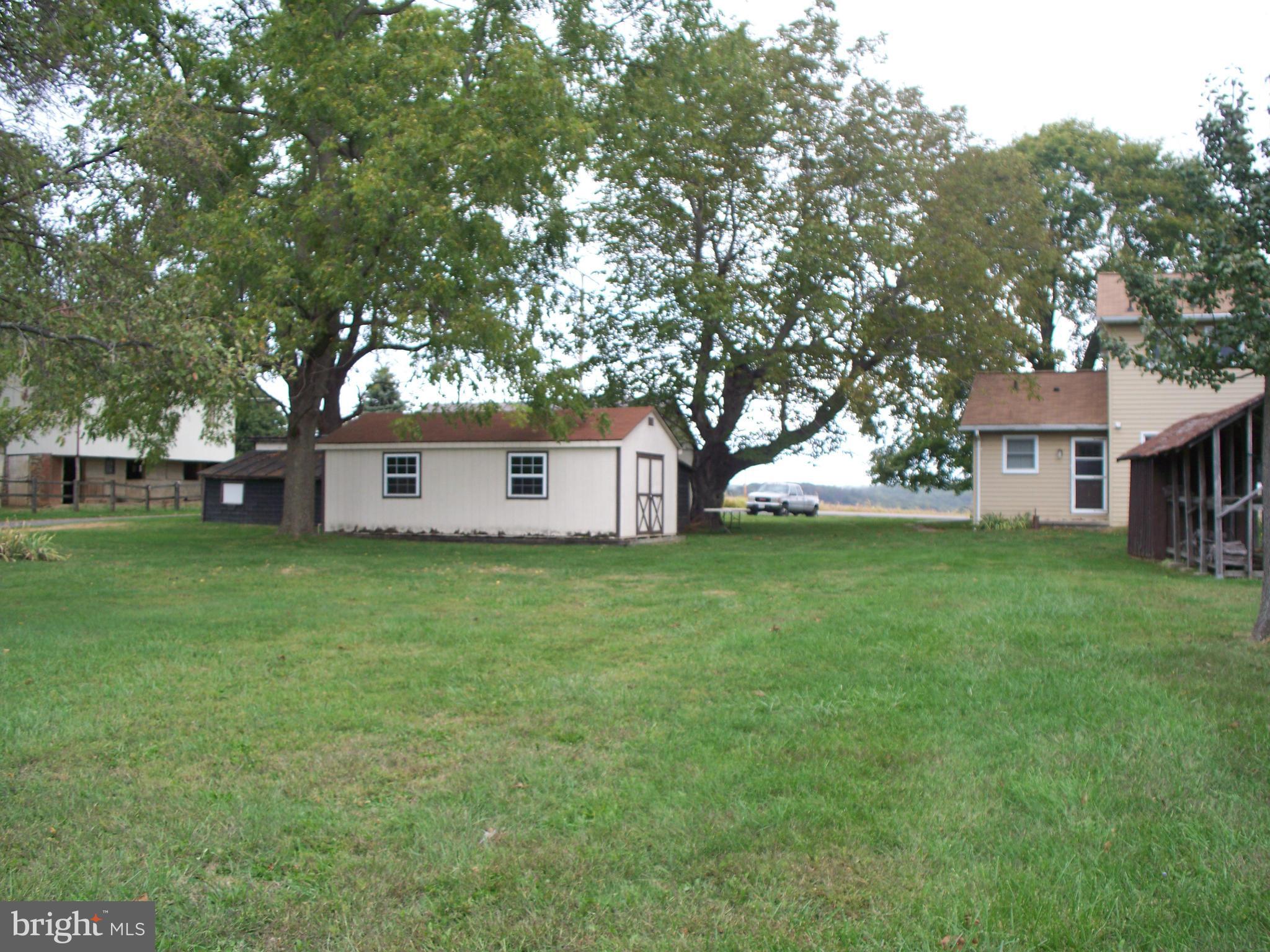 2817 Hampstead Road Hampstead, MD 21074 - Photo 5 of 30 View of Rear Yard