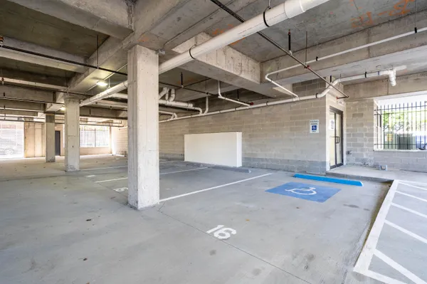$2,450 | 162-170 South Orange Avenue, Unit 502, Newark, NJ 07103