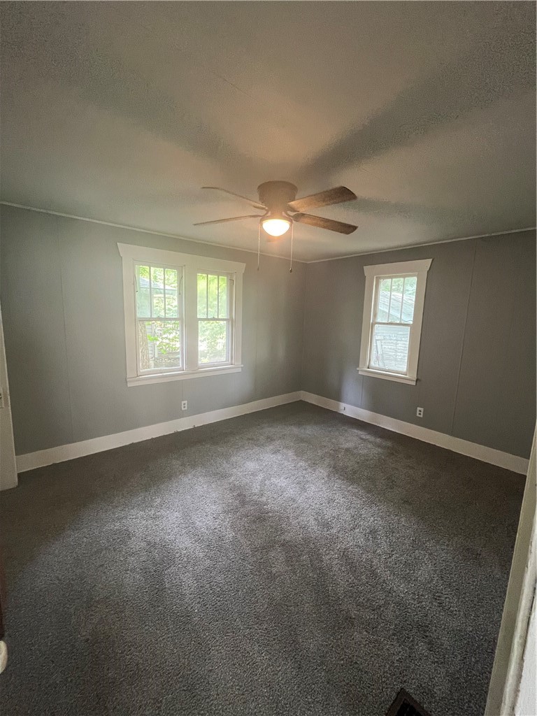 712 West Waggoner Street Decatur, IL 62526 - Photo 4 of 6