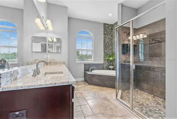 $850,000 | 2350 Virgil Hall Road, Lithia, FL 33547