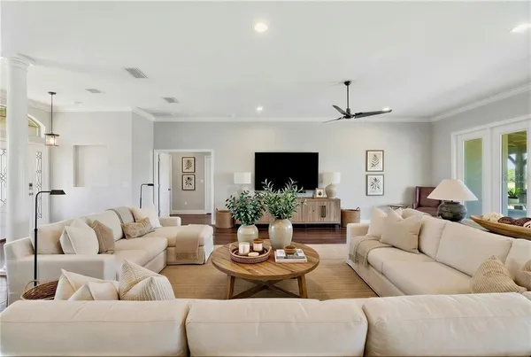 $850,000 | 2350 Virgil Hall Road, Lithia, FL 33547