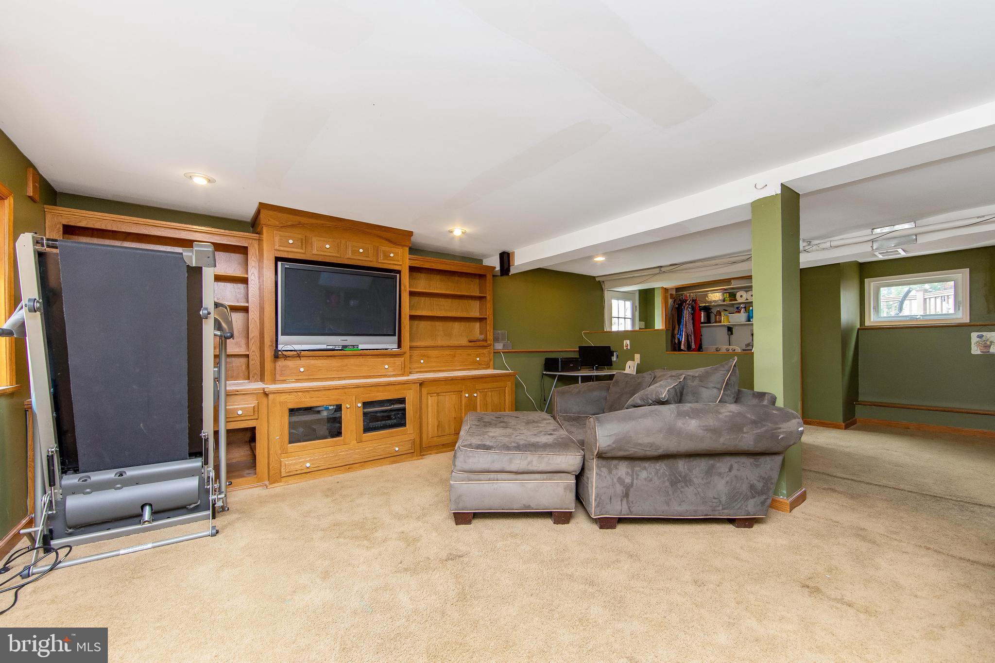 507 King George Road Cherry Hill, NJ 08034 - Photo 33 of 43 Gallery Image 33