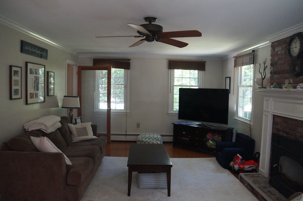 20 Scribner Road Tyngsborough, MA 01879 - Photo 11 of 30