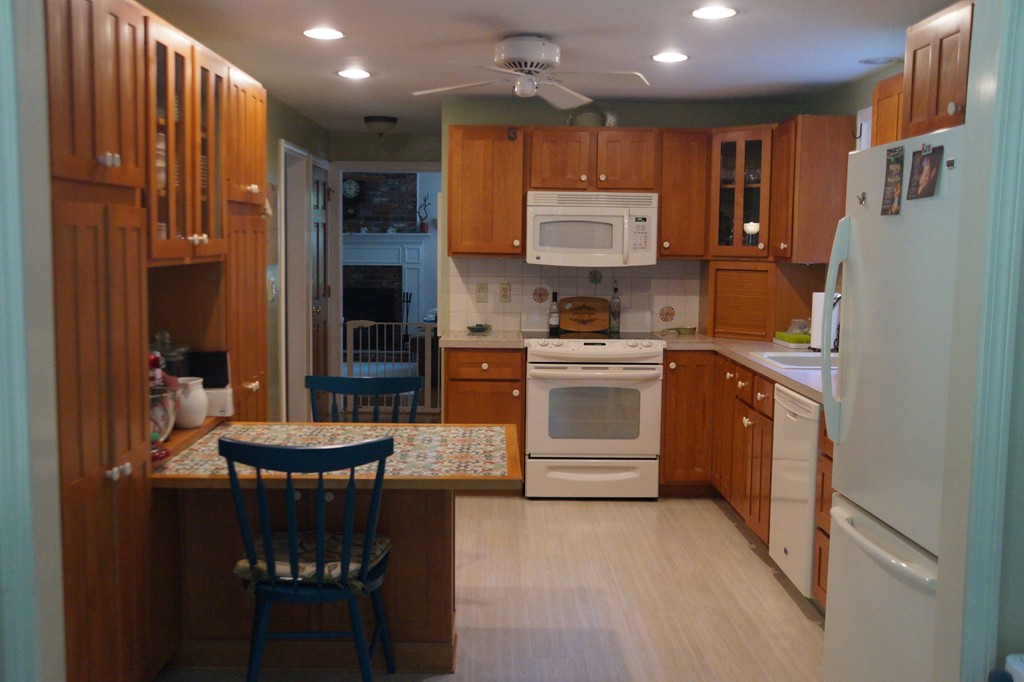 20 Scribner Road Tyngsborough, MA 01879 - Photo 3 of 30