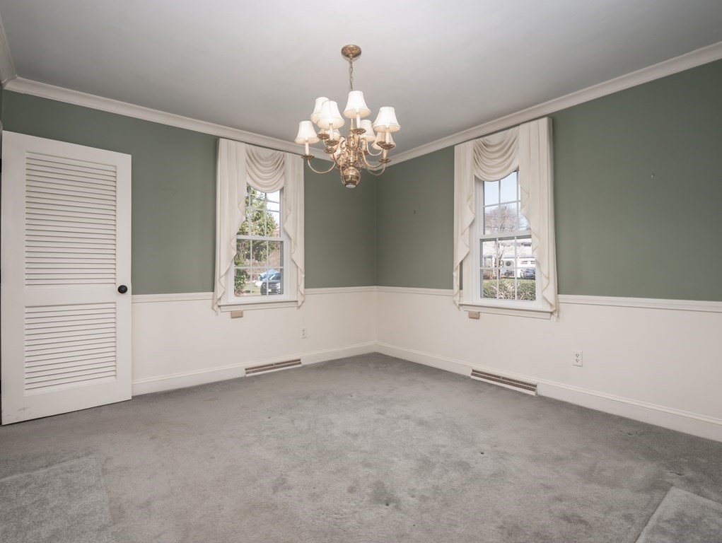 8 Roberta Drive Dartmouth, MA 02748 - Photo 24 of 42