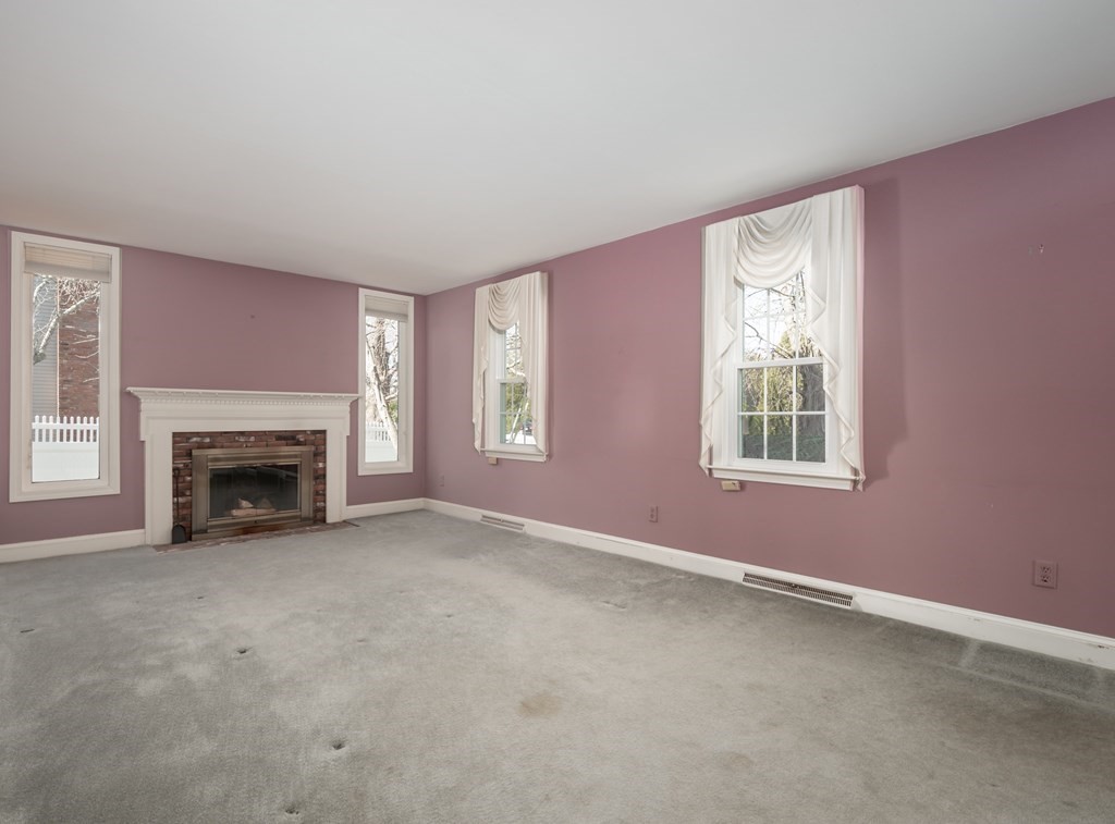 8 Roberta Drive Dartmouth, MA 02748 - Photo 26 of 42