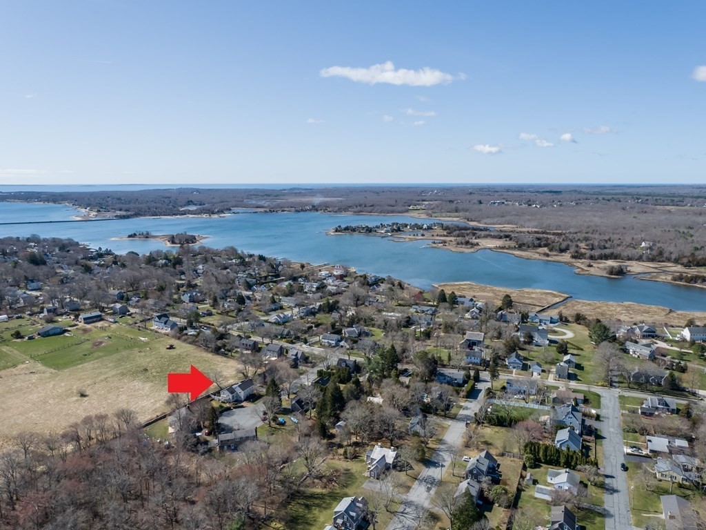 8 Roberta Drive Dartmouth, MA 02748 - Photo 6 of 42