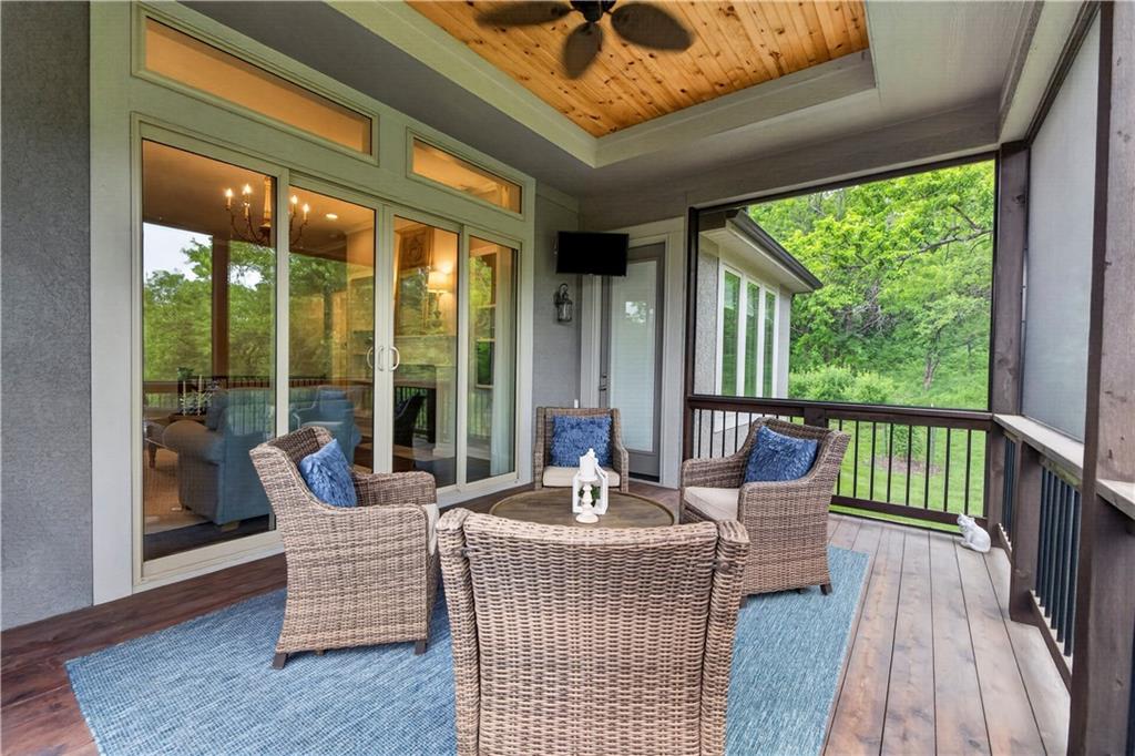 9363 Lind Road Lenexa, KS 66219 - Photo 21 of 70